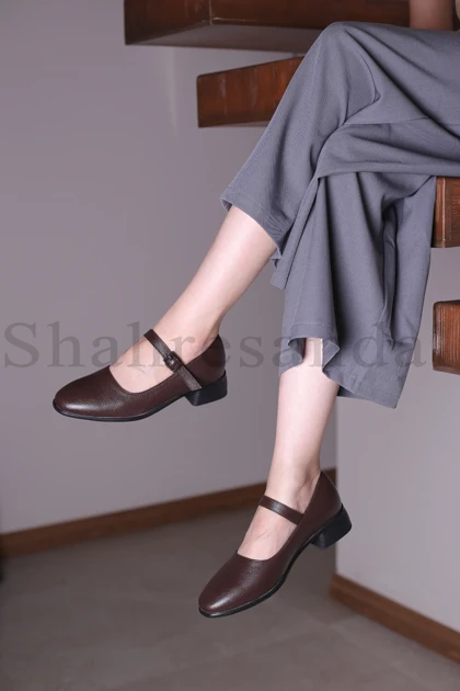 کفش پرسنلی پاشنه‌دار زنانه ترمه