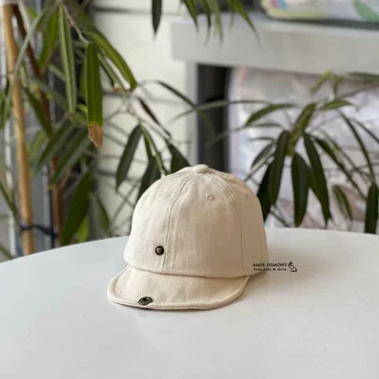 کلاه تابستانی بچگانه جلو دکمه دار