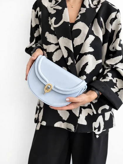 کیف زنانه دوشی لوفا