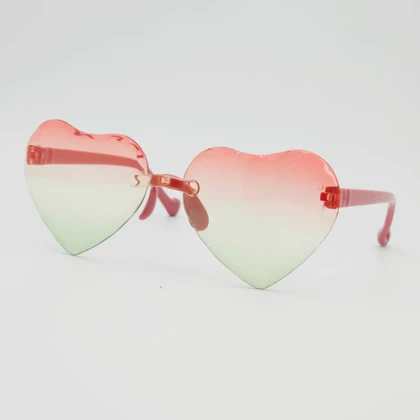 عینک آفتابی بچگانه طرح قلب با شیشه‌های ضد اشعه UV