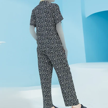 ست زنانه پیراهن آستین کوتاه و پیژامه طرحدار مشکی بلکس (نیکوتن پوش) کد 63416