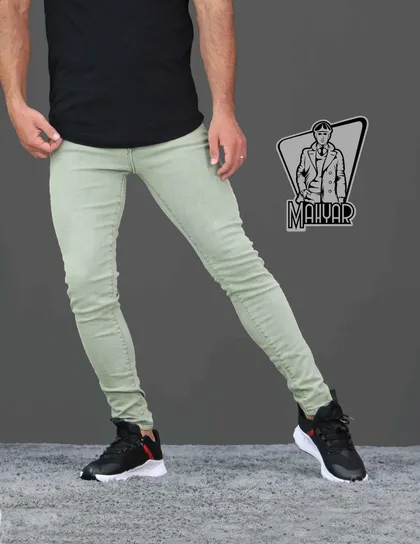 شلوار جین PULL & BEAR