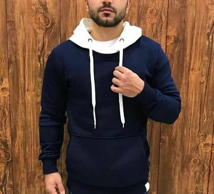 هودی کلاه دار