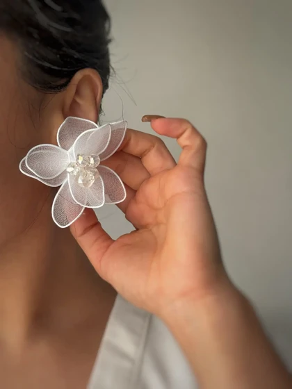 گوشواره گل پارچه ای