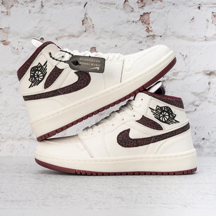 نایک ایر جردن وان ساق‌دار اما مانیر زنانه (Nike Air Jordan 1 A Ma Maniére) کد 2341