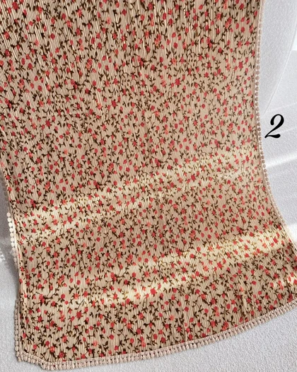 شال پلیسه گل‌گلی دورعدسی وارداتی 4360