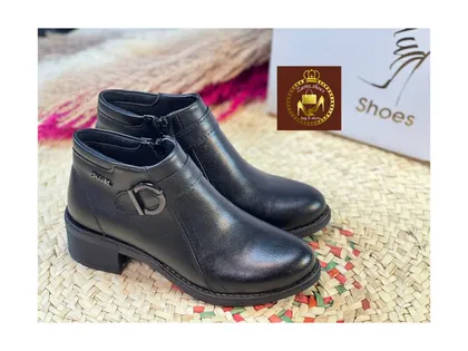 بوت طبی زنانه پاشنه‌دار کد(138)