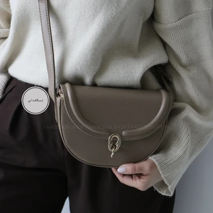 کیف زنانه دوشی مدل رامونا