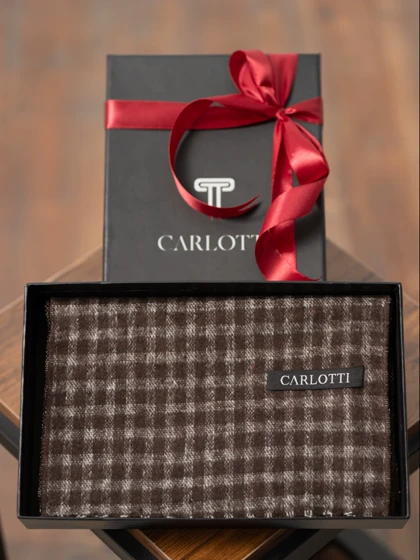 شالگردن چهارخانه قهوه ای کارلوتی کد s243