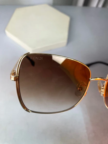 عینک آفتابی زنانه فندی مدل FENDI ff0226/s