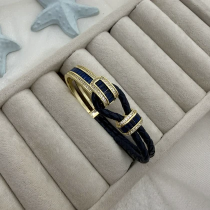 بنگل لوکس چرمی نگین‌دار بولگاری