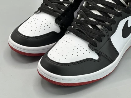 کتانی نایکی جردن1 بلک توو/Nike Air Jordan1 Black toe
