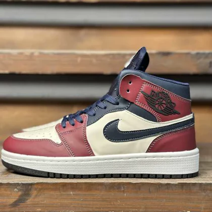 کتانی زنانه جردن ساق‌دار