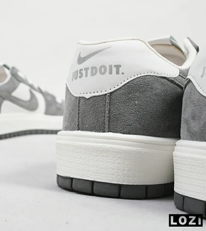 کفش کتانی مردانه سفید طوسی نایک NIKE SB