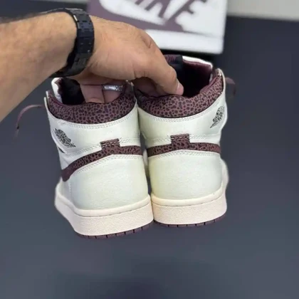کفش نایک ایر جردن وان ساق‌دار امامنیر کرم قهوه‌ای Nike Air Jordan 1 High A Ma Maniére Cream Brown
