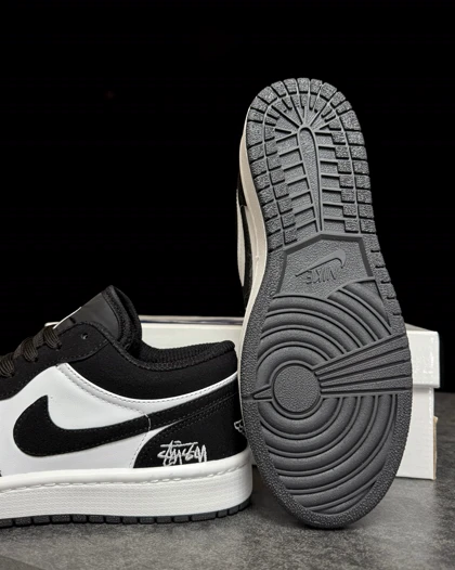 کتانی جردن وان استاسی