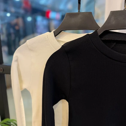 بلوز یقه گرد