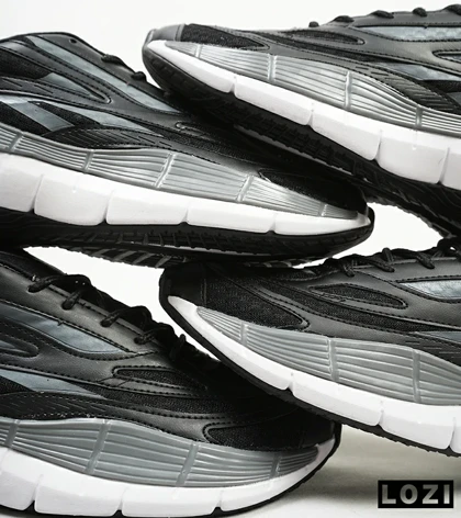 کفش کتانی مشکی طوسی سفید مردانه reebok CROSS FIT