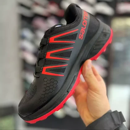 کفش راحتی سالامون تزریق مستقیم و ضدآب مشکی قرمز