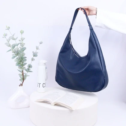 کیف دوشی هستی HASTI