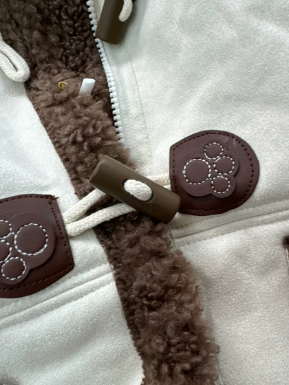 کت بوفالو سفید