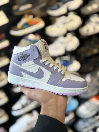 کتانی جردن ساق‌دار یاسی سفید