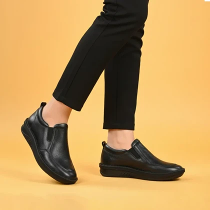 کفش زنانه چرمیران مشکی فلوتر PW1231