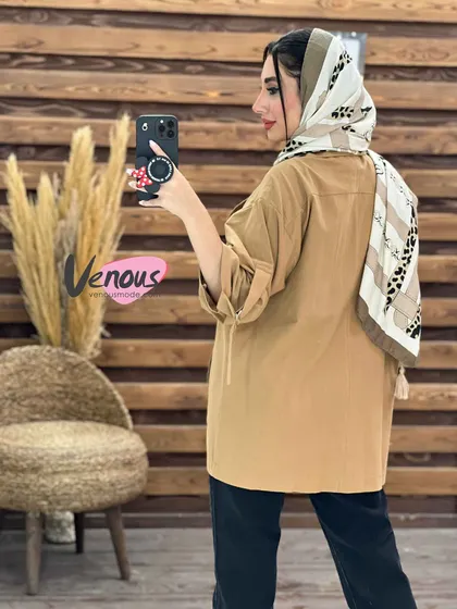 مانتو چهاردکمه آستین سگک