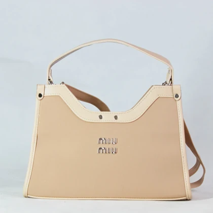 کیف دستی زنانه miu miu رنگ کرم کد 4802