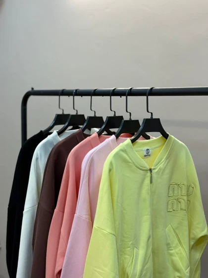 سویشرت میو میو