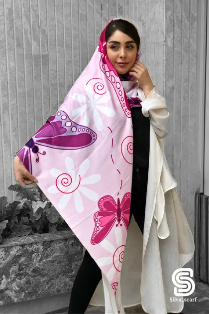 روسری نخی - طرح پروانه بنفش