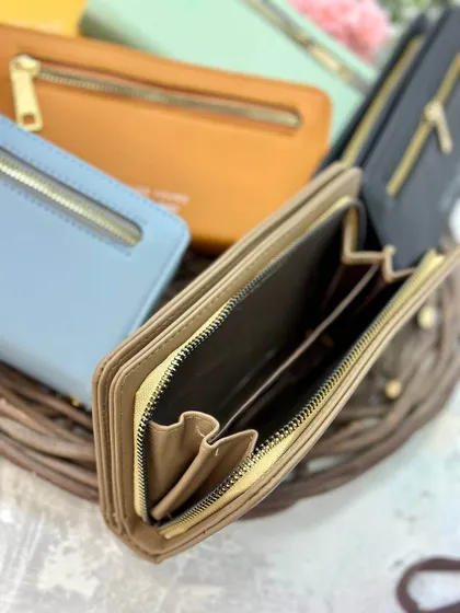 کیف پول زنانه