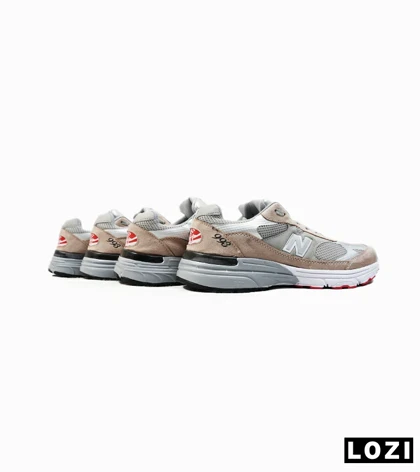 کفش کتانی بزرگ پا طوسی کرم NEW BALANCE 993