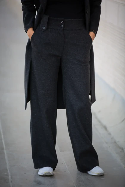 شلوار فوتر نیم بگ دو دکمه