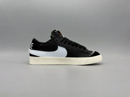 کتانی نایکی بلیزر لو 77 جامبو مشکی سفید/Nike Blazer low 77 Jumbo