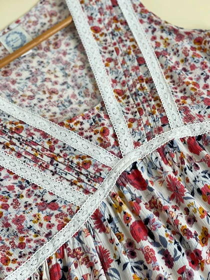 تاپ نخ کریشه گل‌دار کد 2003