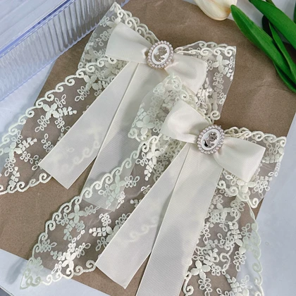 گیره فرانسوی پاپیون