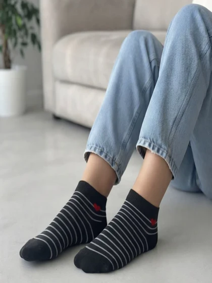 جوراب دخترونه و زنونه کد 677