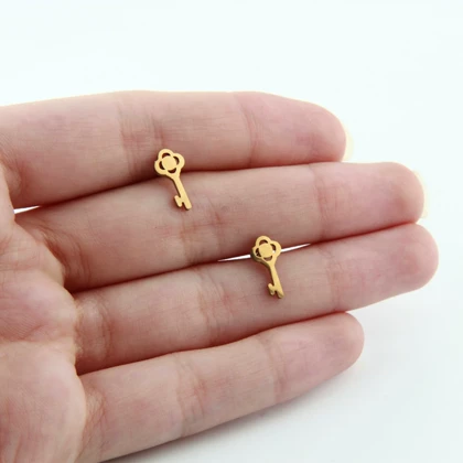 گوشواره دخترانه طرح کلید