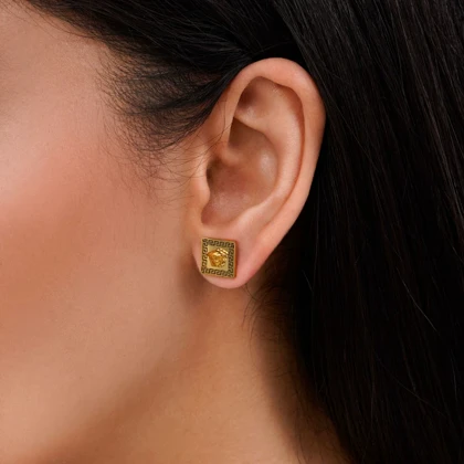 گوشواره میخی استیل ورساچه اندازه 11