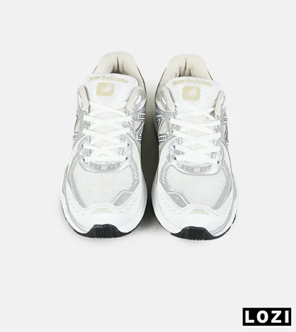 کفش کتانی بزرگ پا سفید طوسی کرم New Balance 860 V.02 مدل 7512