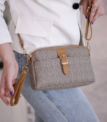 کیف دوشی کنفی