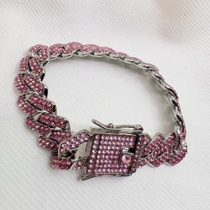 دستبند چین فول نگین صورتی | قفل کتابی