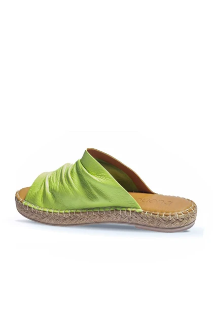 دمپایی زنانه بوئنو bueno