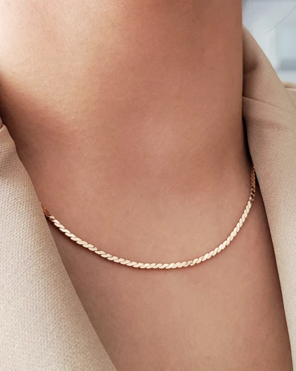 زنجیر آینه ای دلانا ژوپینگ