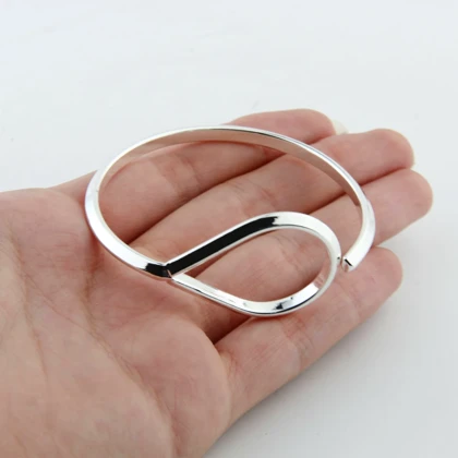 دستبند زنانه مدل بنگل اشکی