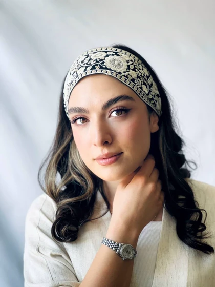 هدبند آی گل مشکی