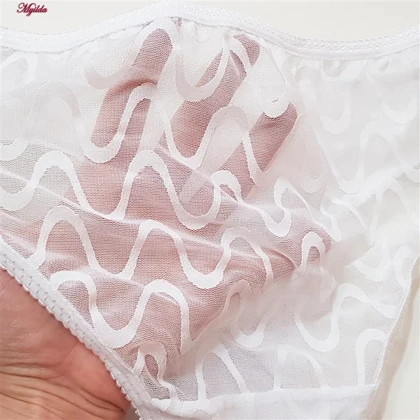 ست شورت و سوتین زنانه لنا مدل فنردار بند متحرک کاپ اسفنجی سفید کد 4959