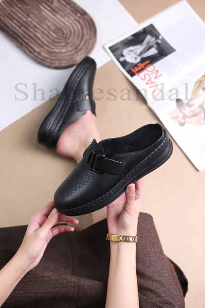 کفش صندل جلو بسته زنانه کد 915