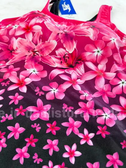 مایو یک تکه اسلیپ کاپ‌دار مشکی بنفش طرح گل